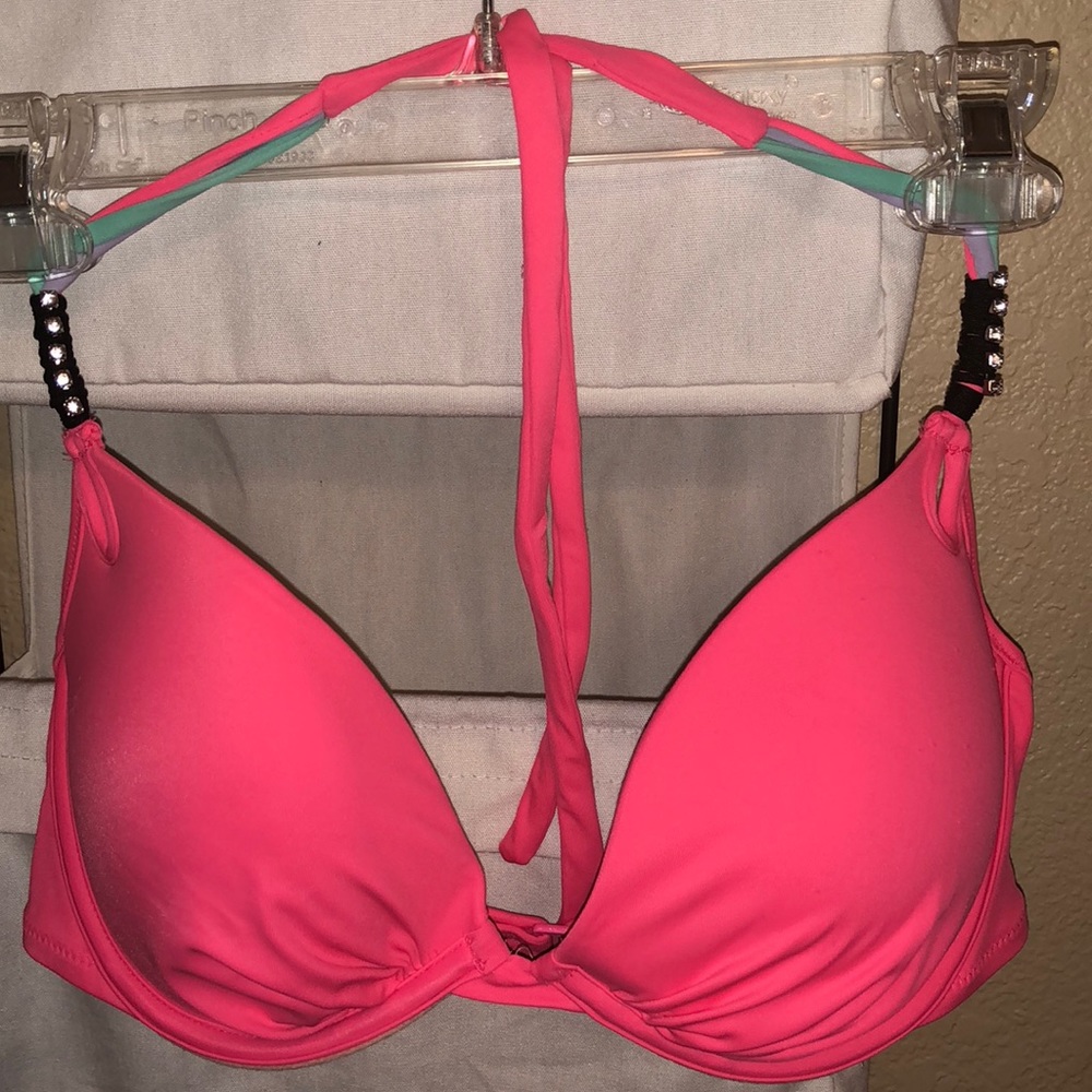 Victoria’s Secret bikini top